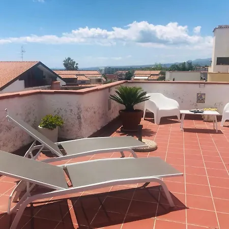 Breathtaking View Penthouse 200 Meters From The Sea * Giardini-Naxos