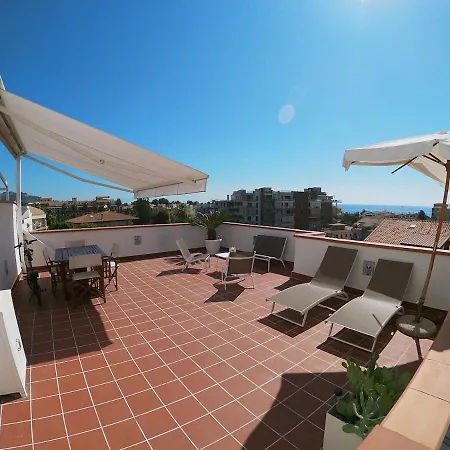 Breathtaking View Penthouse 200 Meters From The Sea Appartement *