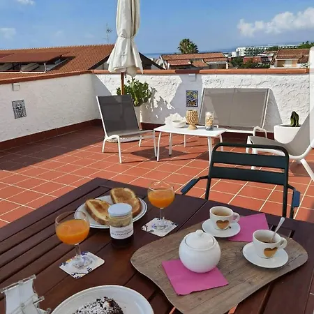 Breathtaking View Penthouse 200 Meters From The Sea Appartement *