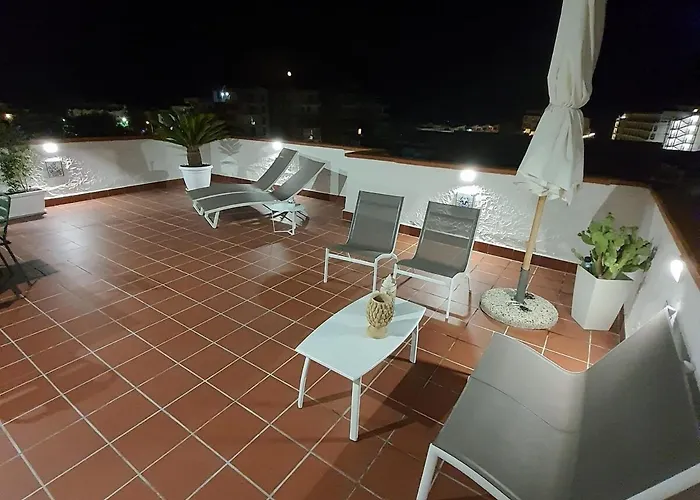 アパート Breathtaking View Penthouse 200 Meters From The Sea ジャルディーニ・ナクソス